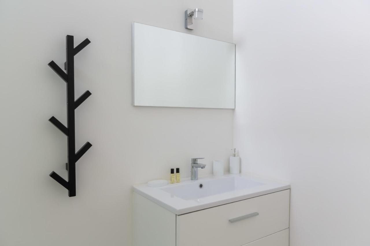 בורדו Guestready - Modern Apartment In City Center For Up To 4 Guests! מראה חיצוני תמונה